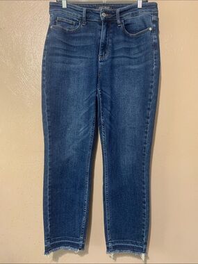 Judy Blue 11/30 Indigo Cropped Ankle Jeans Raw Hem